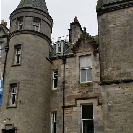 Отель Stravithie Castle Boarhills Экстерьер фото